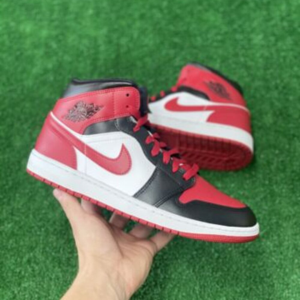 Nike Air Jordan 1 Mid Womens Basketball Shoes Multi BQ6472-079 VNDS Size 10.5